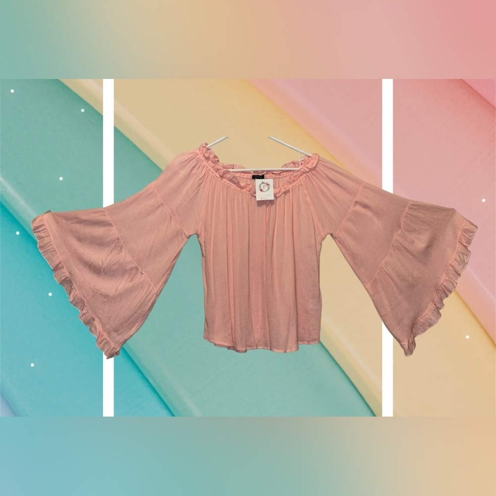 Wing Sleeve Blouse